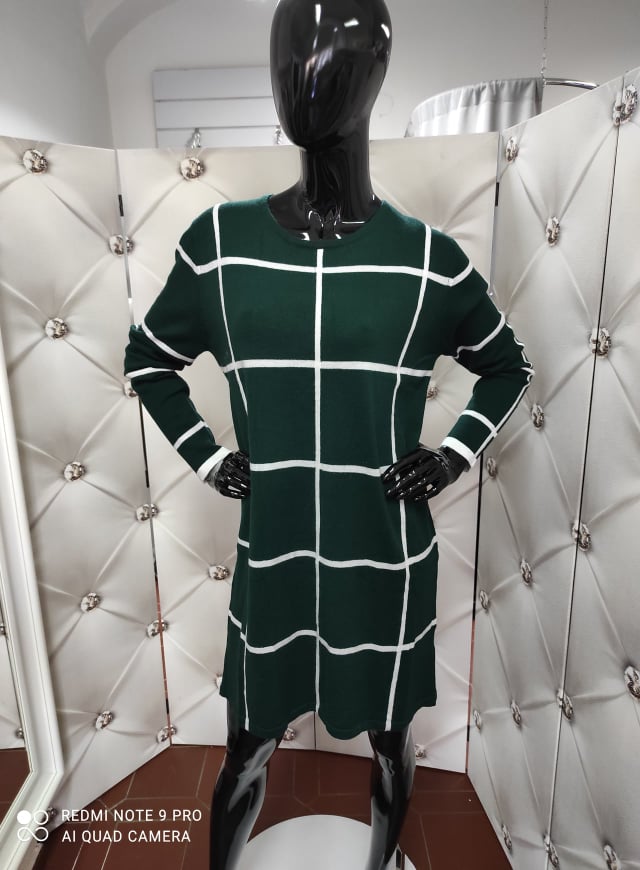 Dámské úpletové oversize šaty zelené
