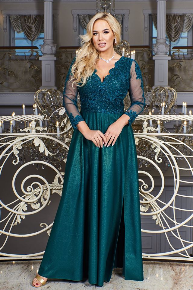Dlouhé společenské šaty Carmen 7/8 rukáv zelené