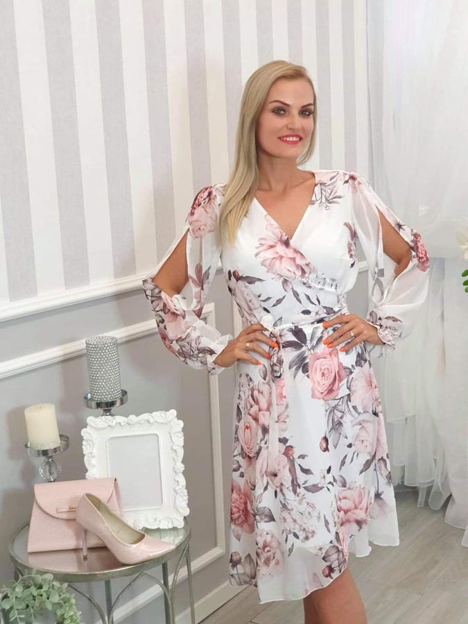 Šifonové zavinovací šaty Debra bílé s květinami