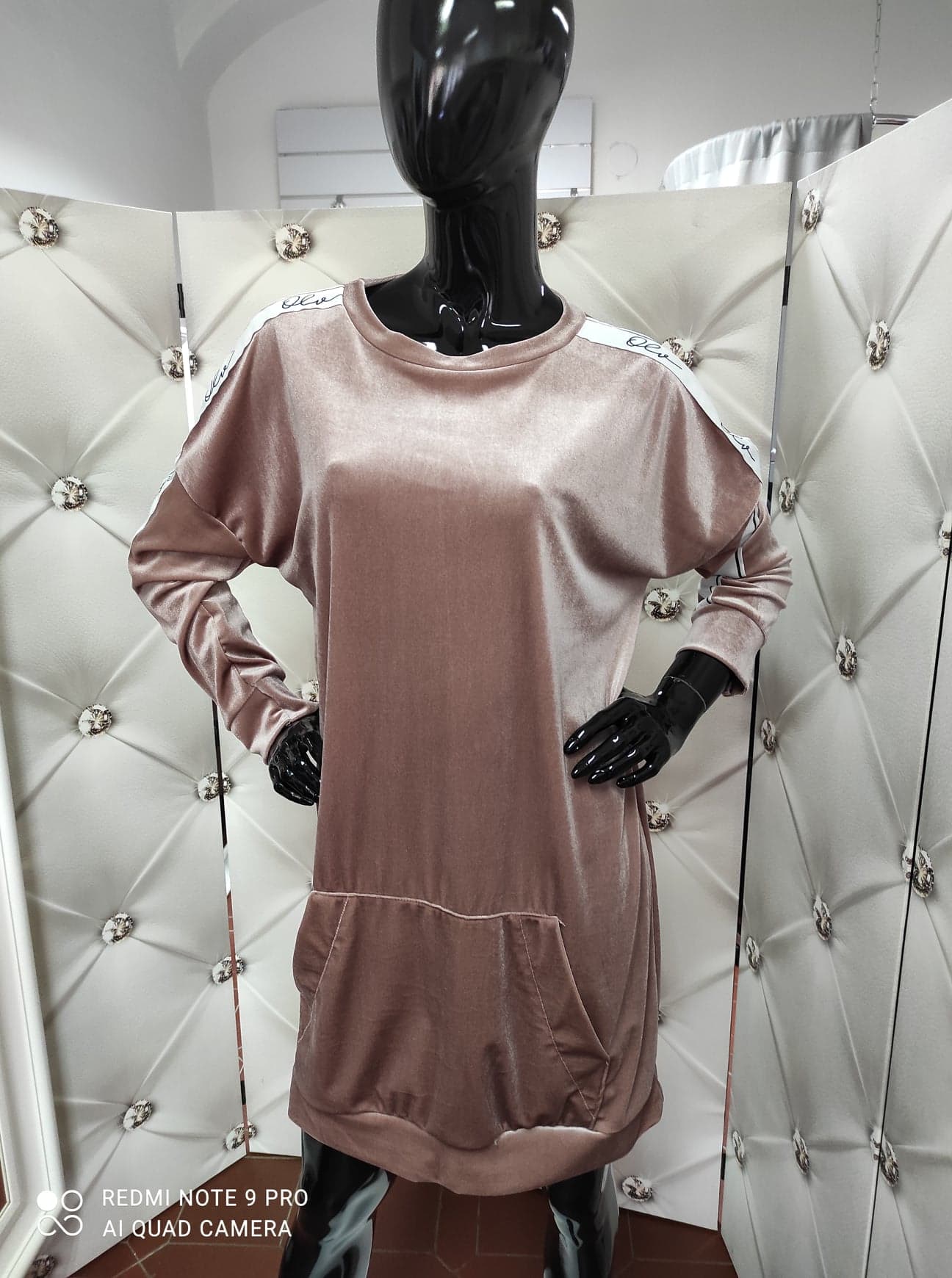 PLUS SIZE velurové šaty/tunika pudrové