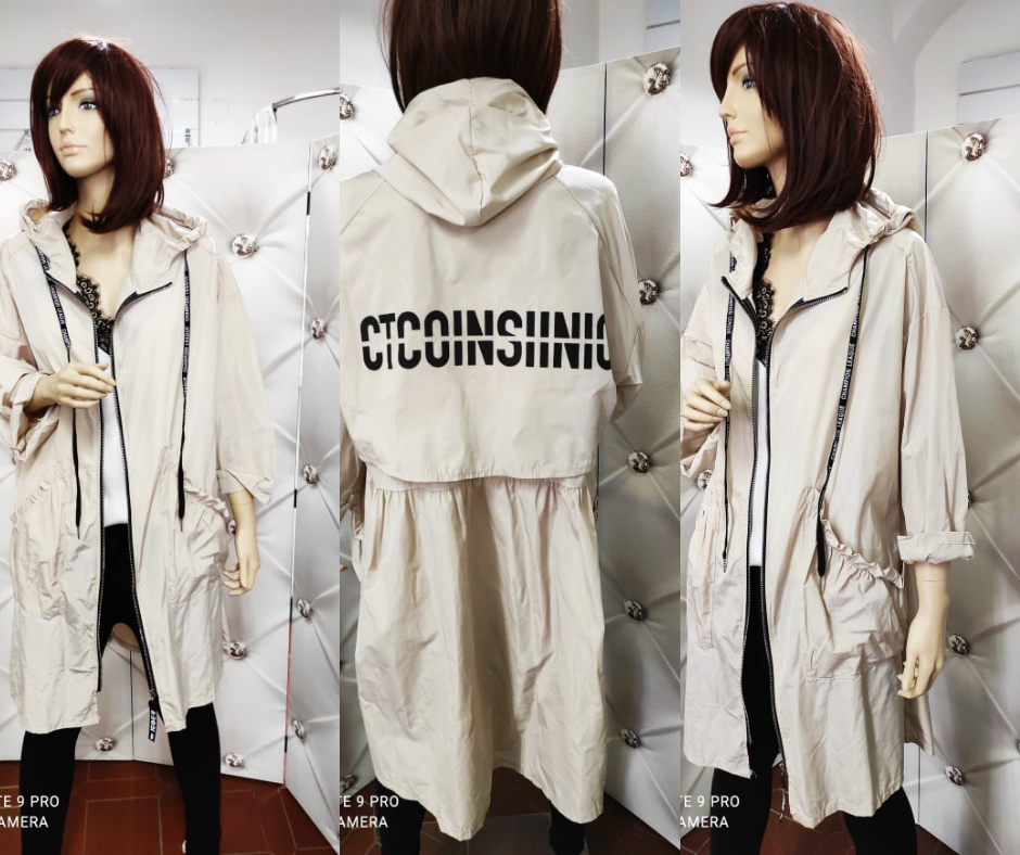 Stylová dámská parka s kapucí béžová