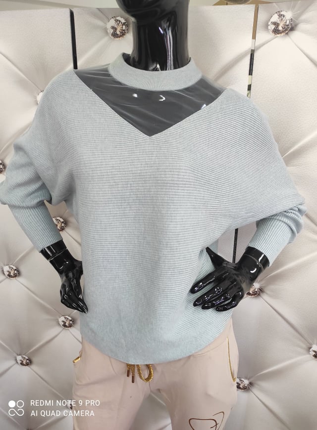 Stylová úpletová halenka šedá