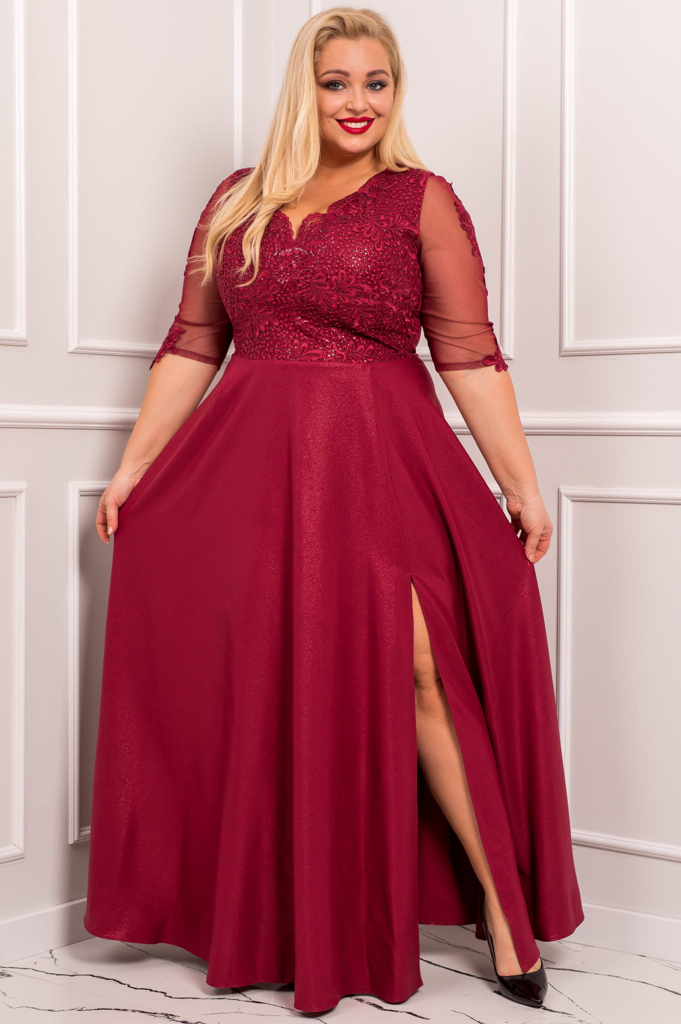 Dlouhé šaty CARMEN bordó