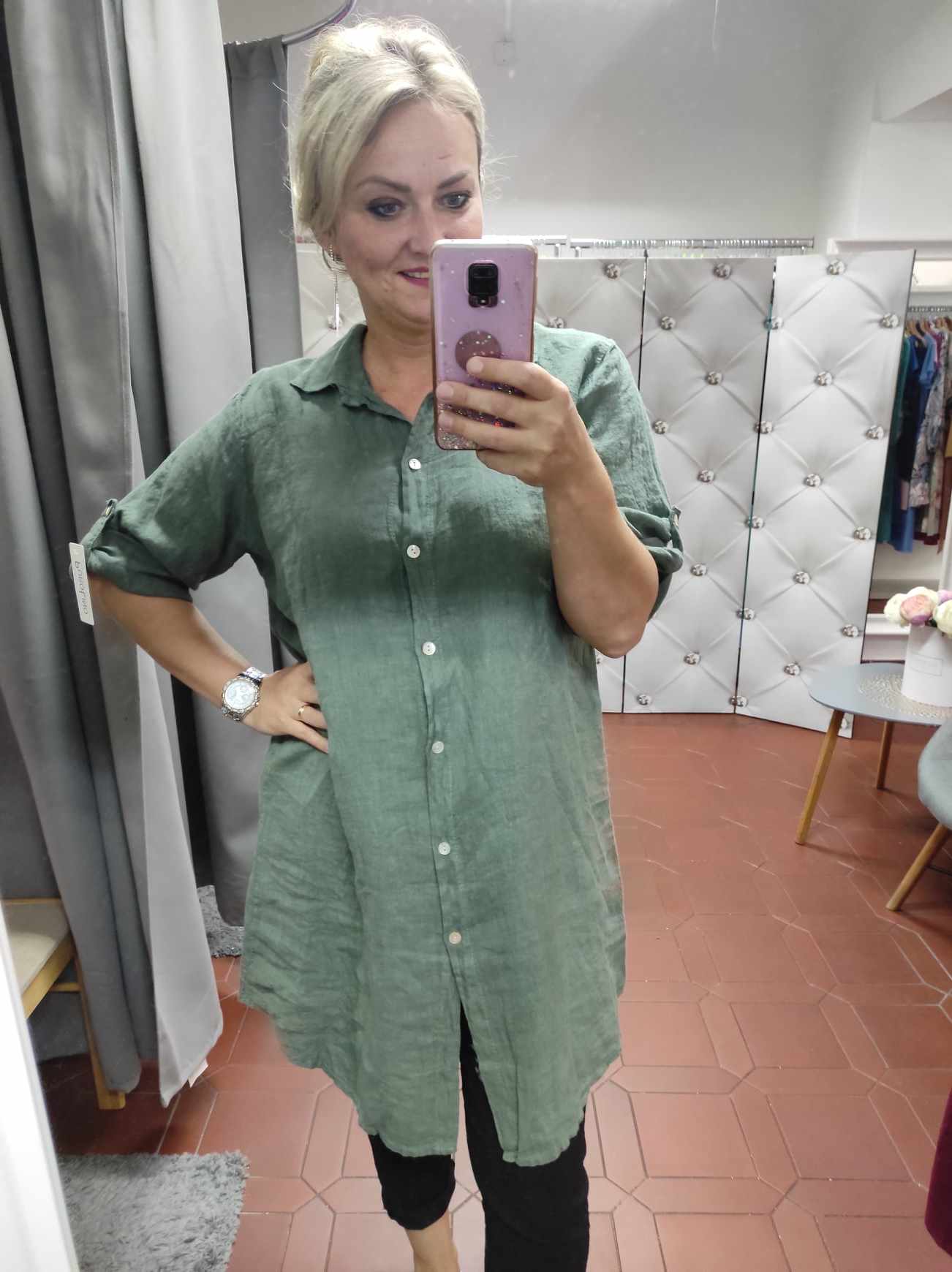 Delší lněná košile PLUS SIZE šedozelená