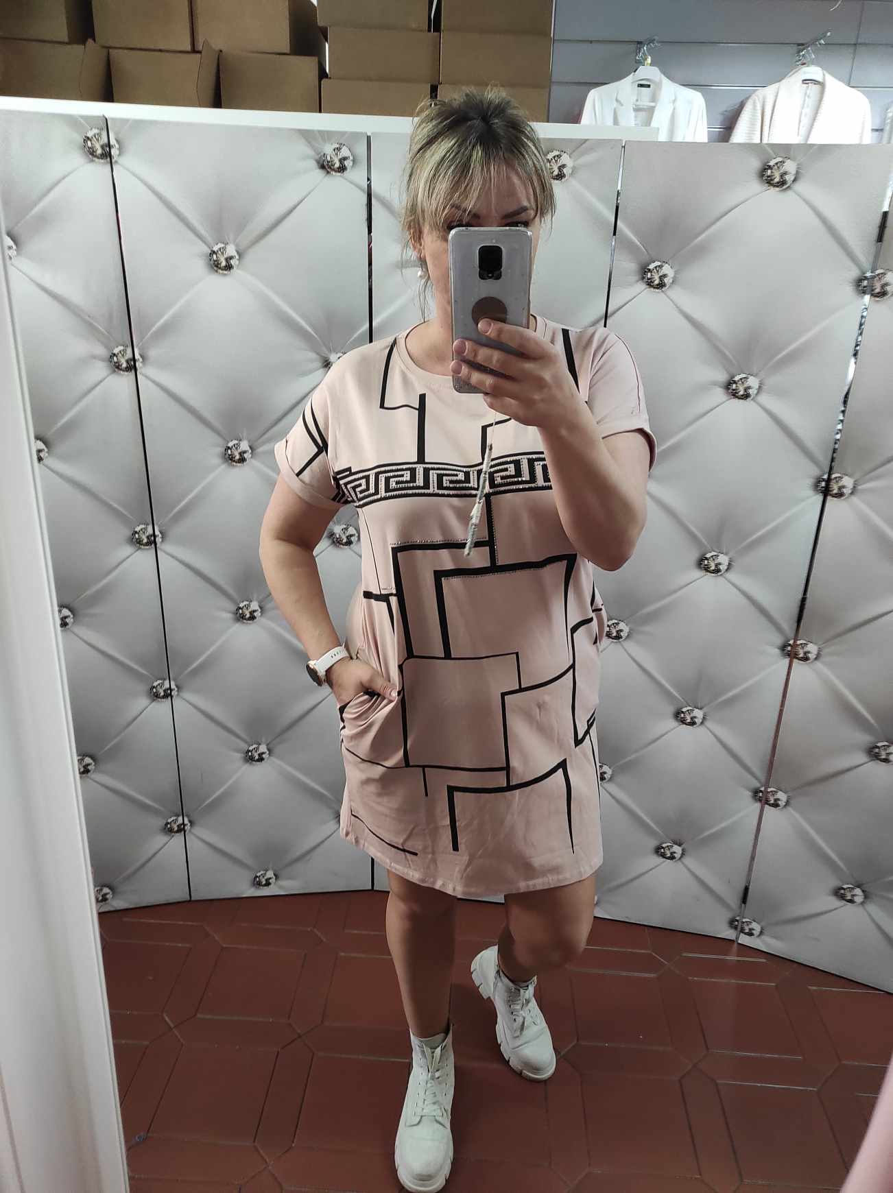 Volnočasové bavlněné šaty pudrové