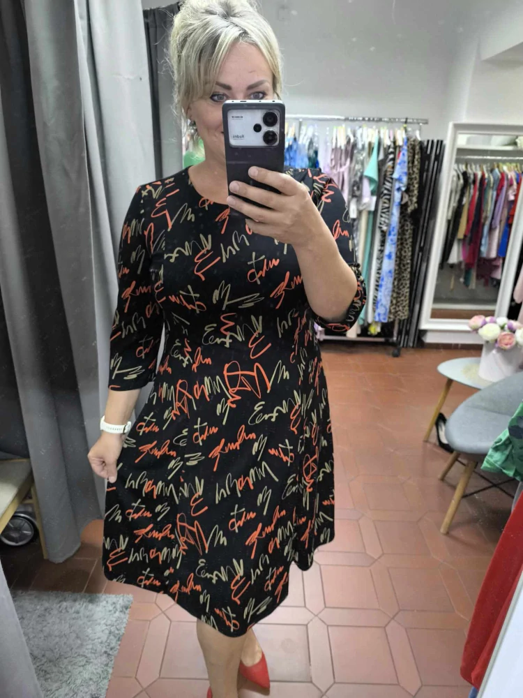 Elegantní šaty áčkového střihu RACHEL černé