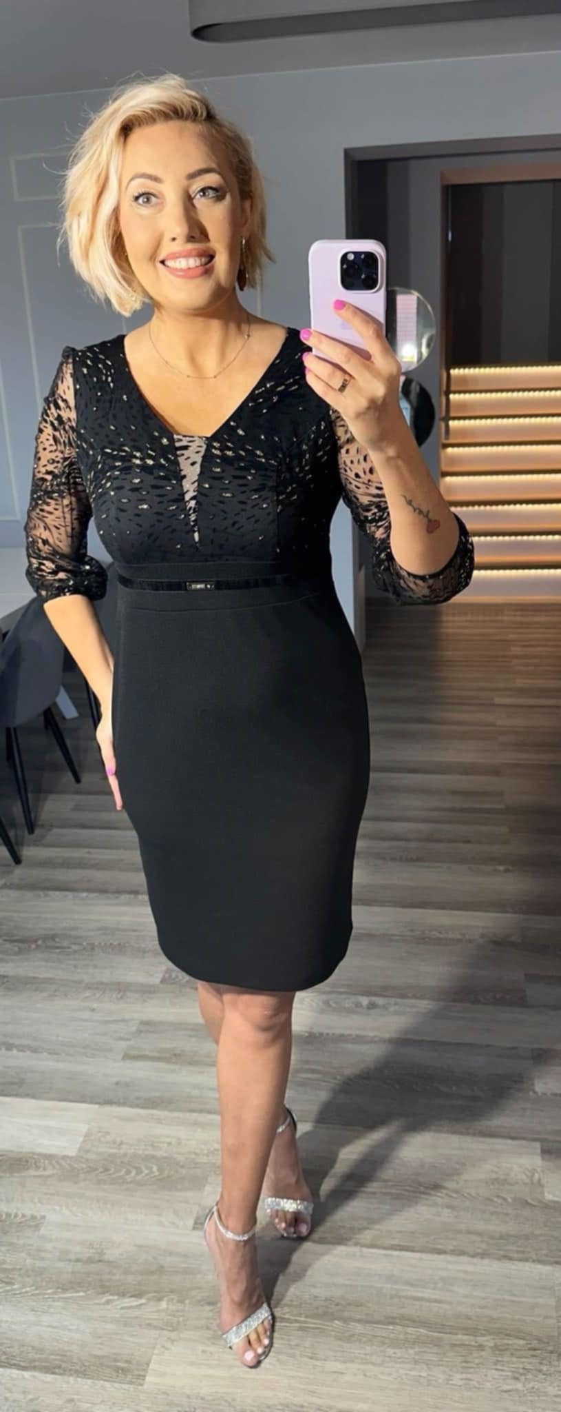 Elegantní koktejlové šaty KRISTY černozlaté