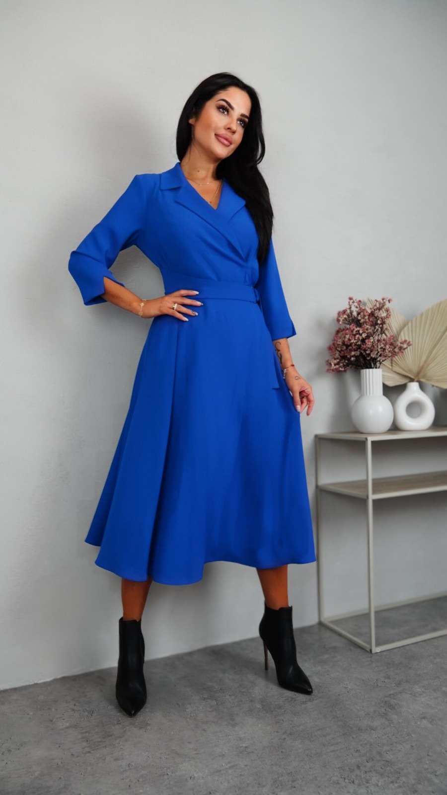 Elegantní šaty LARA v midi délce modré