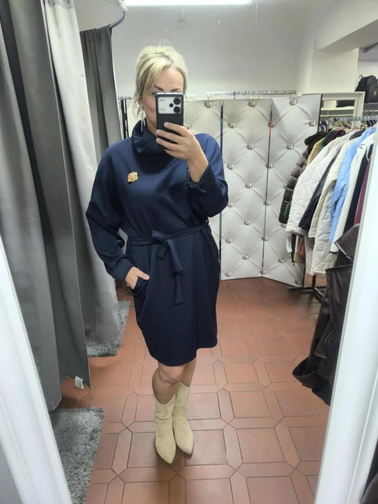 Volnočasové šaty navy