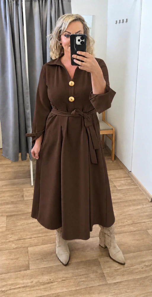 Dámské košilové šaty s páskem a zlatými knoflíky