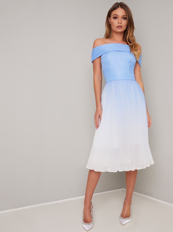Koktejlové midi šaty Chi Chi London Bardot ombré modré