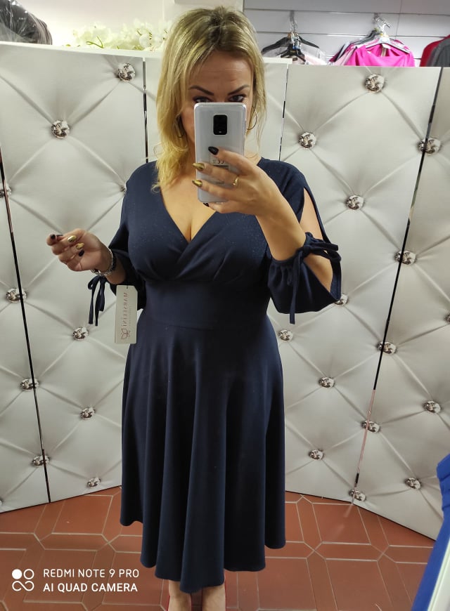 Elegantní dámské midi šaty Marselini 1977 tmavě modré