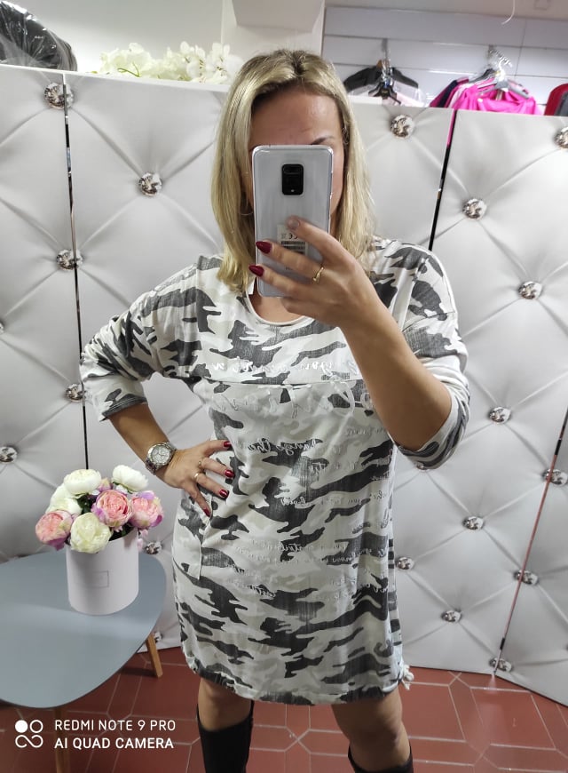 Dámské maskáčové oversize šaty bílošedé
