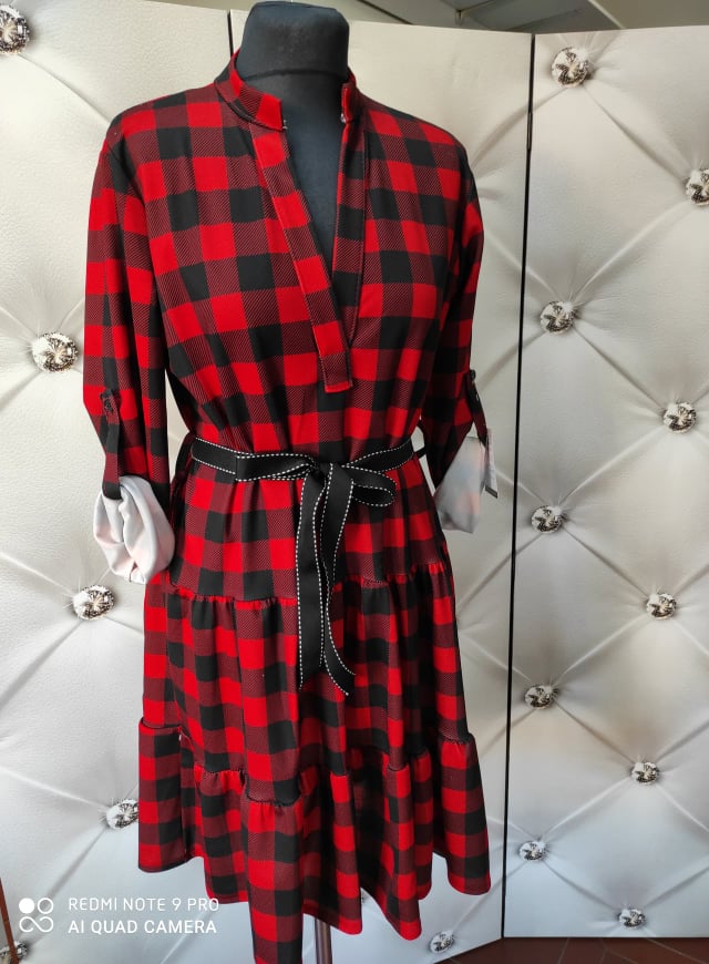 Košilové kostkované šaty černočervené