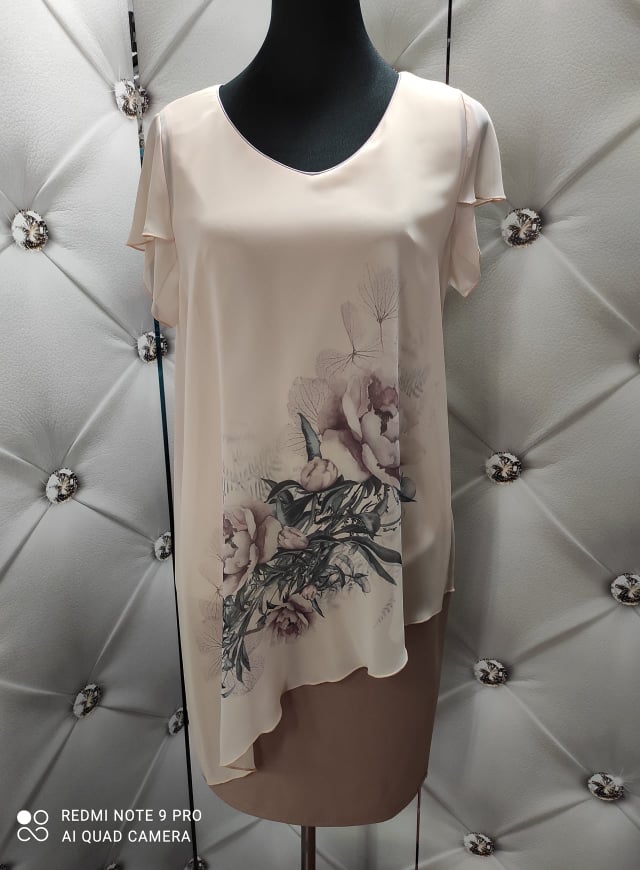 Elegantní dámské šaty GIZELA jemně meruňkové