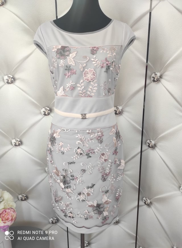 Elegantní pouzdrové šaty ROSALIA šedé