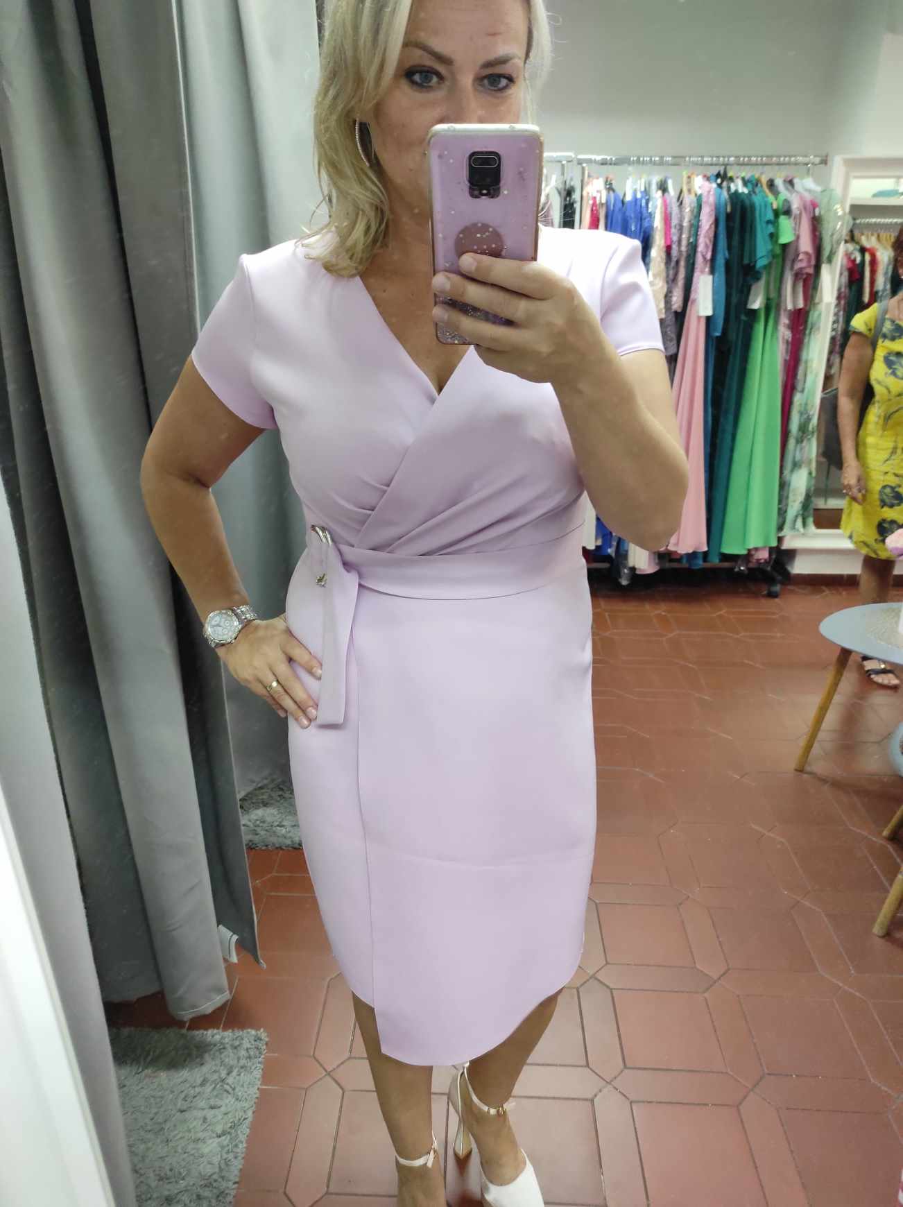 Elegantní dámské šaty WANESSA s krátkým rukávem růžové