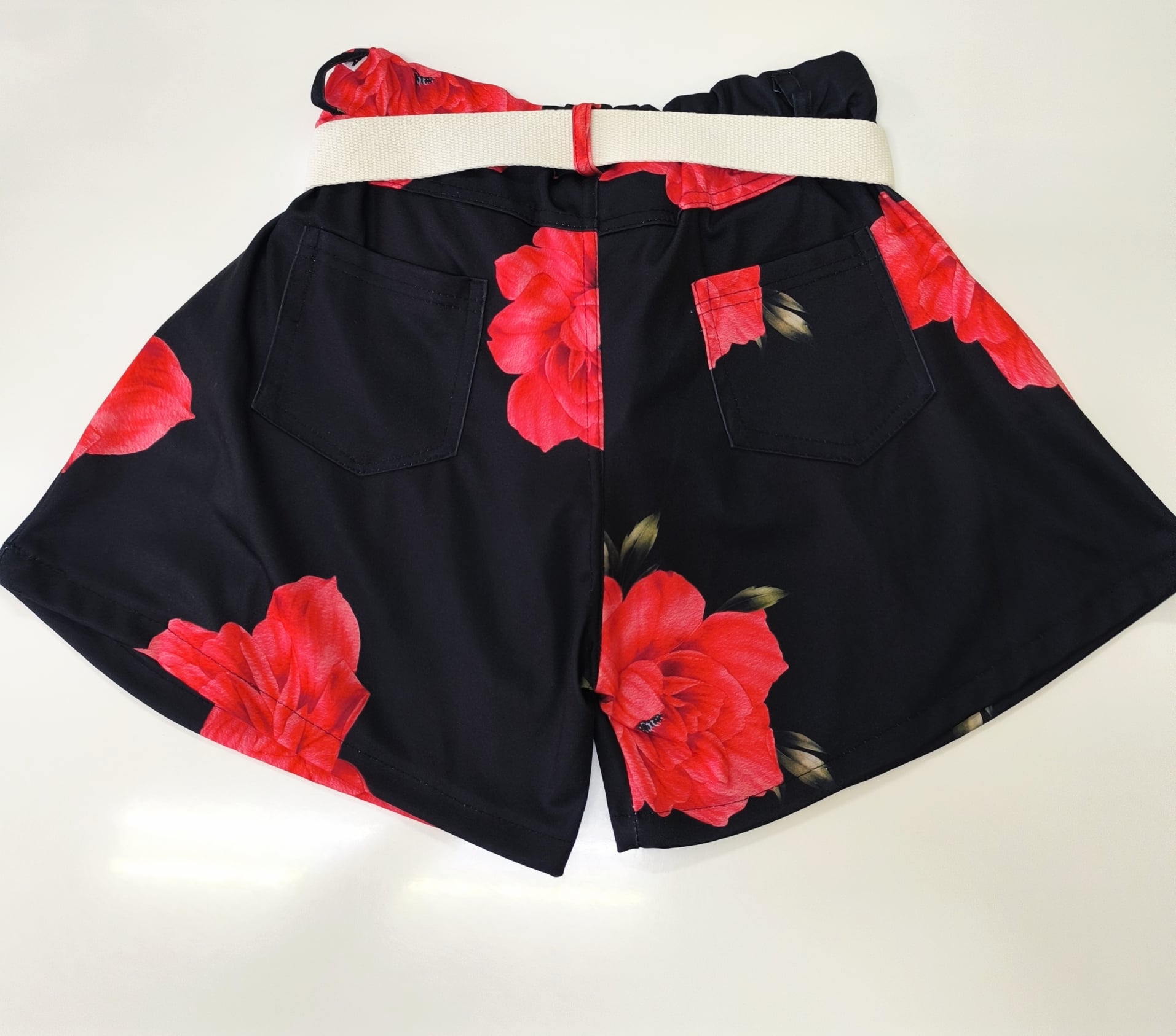 Dámské kraťasy květ černé