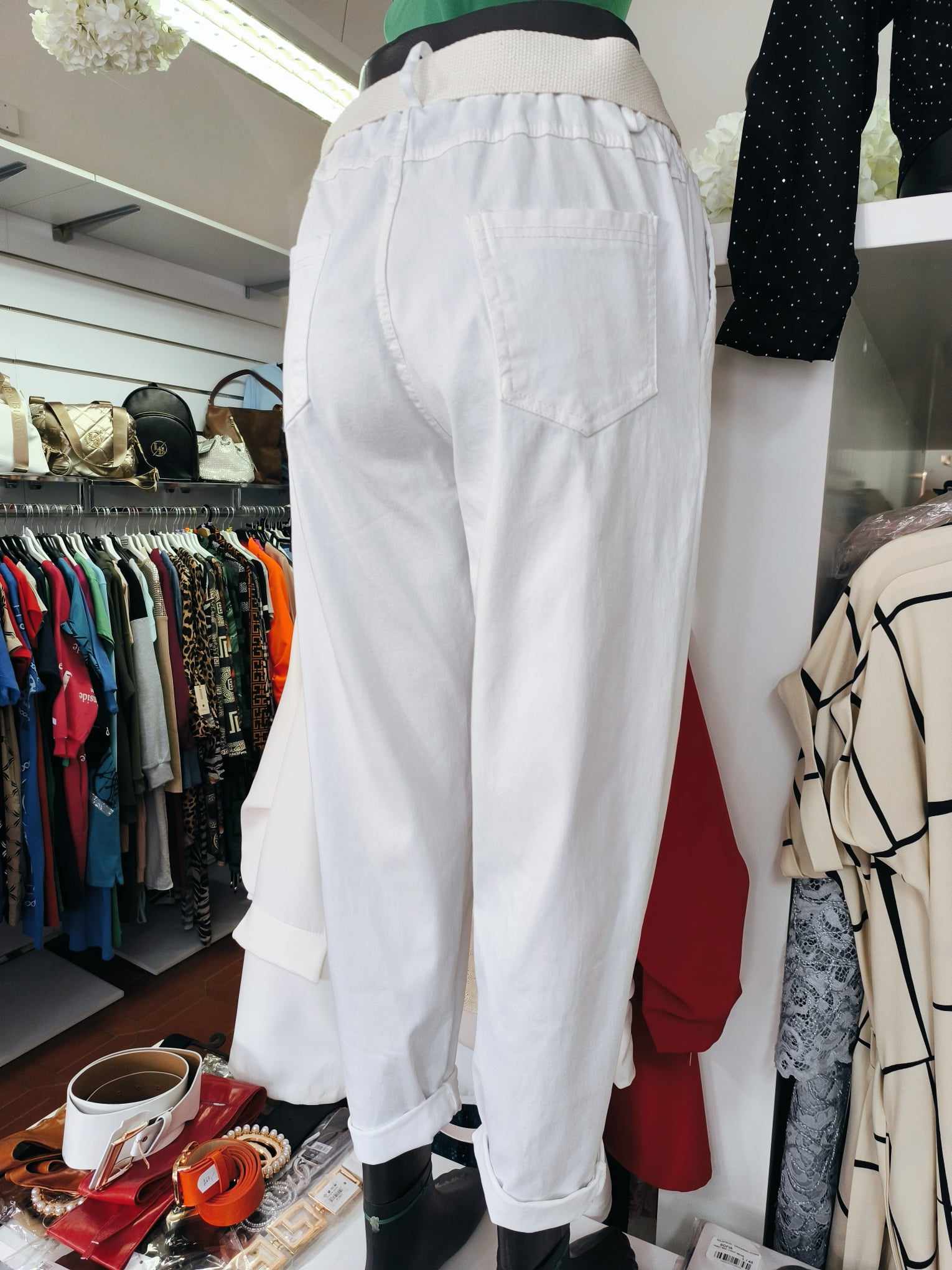 Sportovně elegantní kalhoty LUIZA bílá