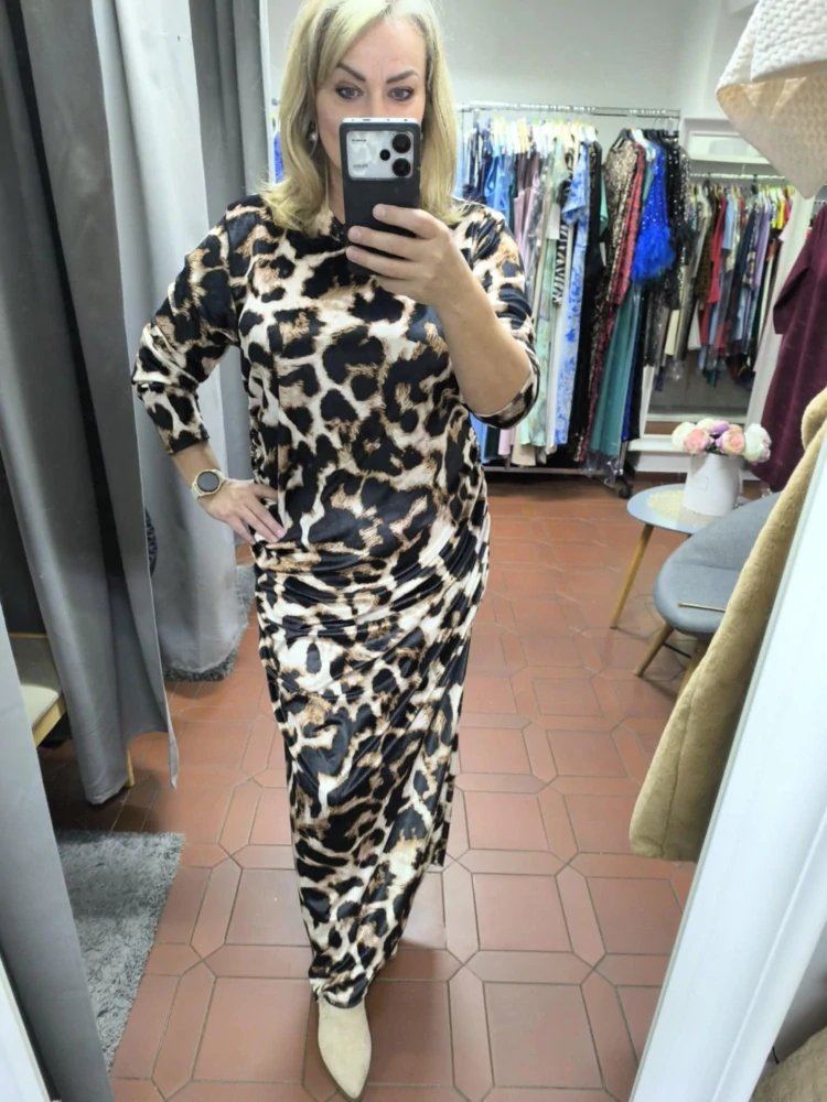 Dlouhé velurové PLUS SIZE šaty béžové II