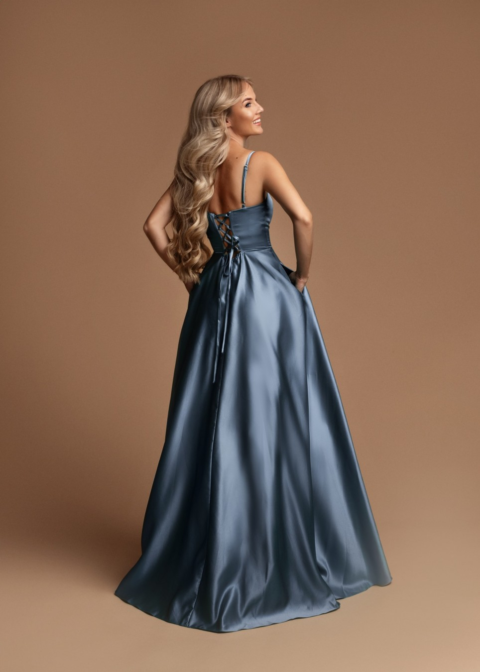 Dlouhé společenské šaty HELENA ledově modré