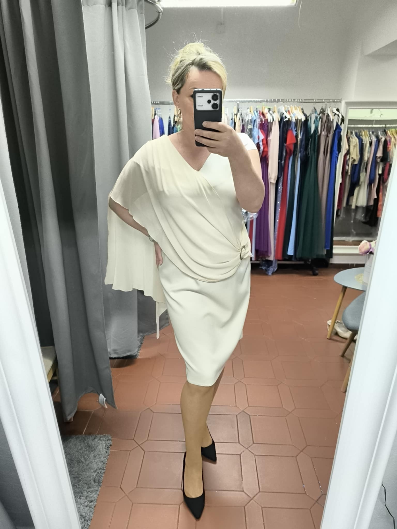 Dámské pouzdrové šaty ELENA smetanové