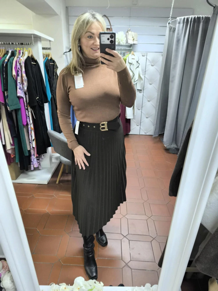 Dámská plisovaná sukně čokoládová 