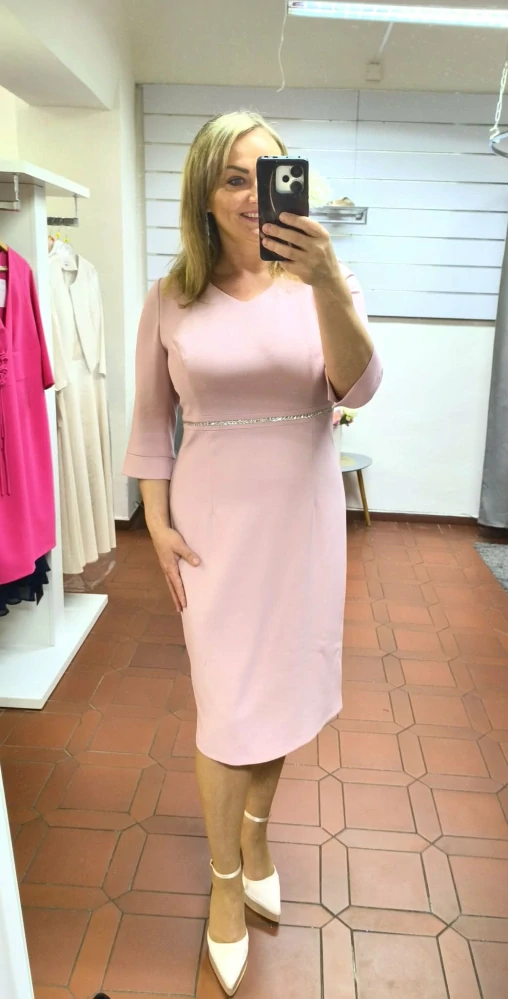 Elegantní dámské pouzdrové šaty SELI světle růžové s 3/4 rukávem