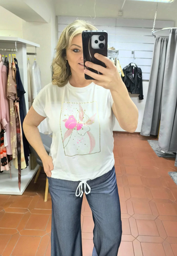 Stylové bavlněné tričko bílé