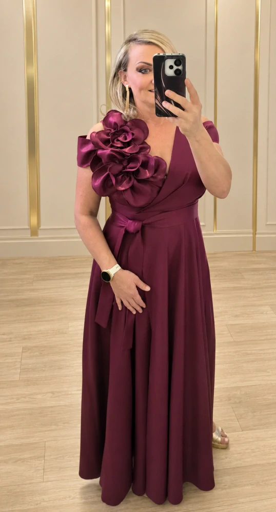 Dlouhé společenské šaty CAMELIA bordó lesklé