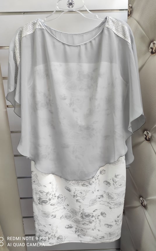 Elegantní dámské šaty CALVADOS šedobílé