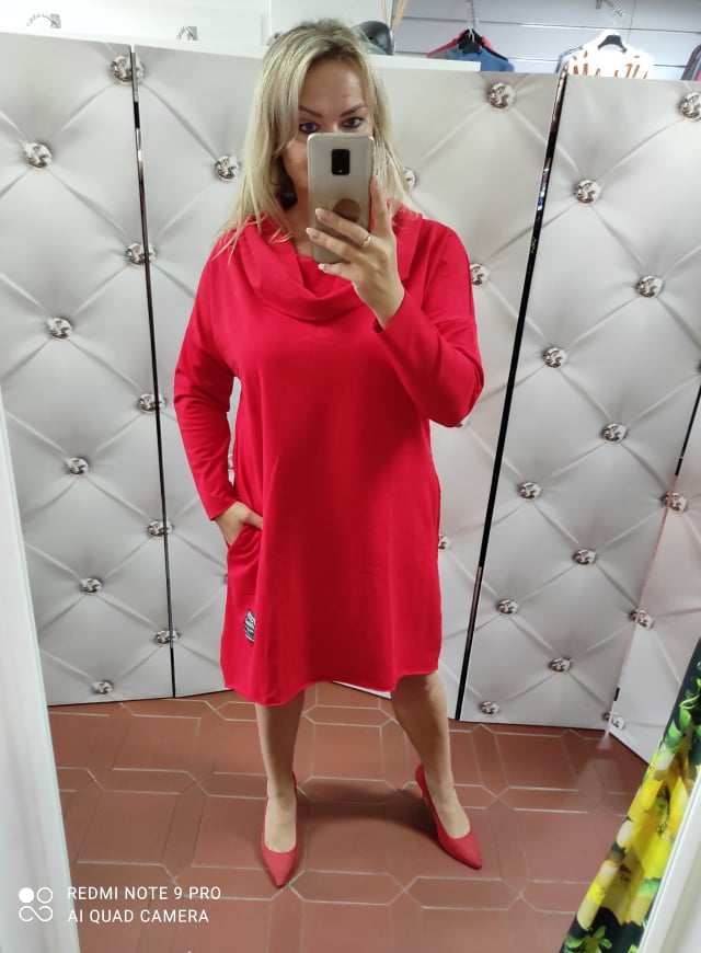 Bavlněné PLUS SIZE šaty červené s velkým límcem