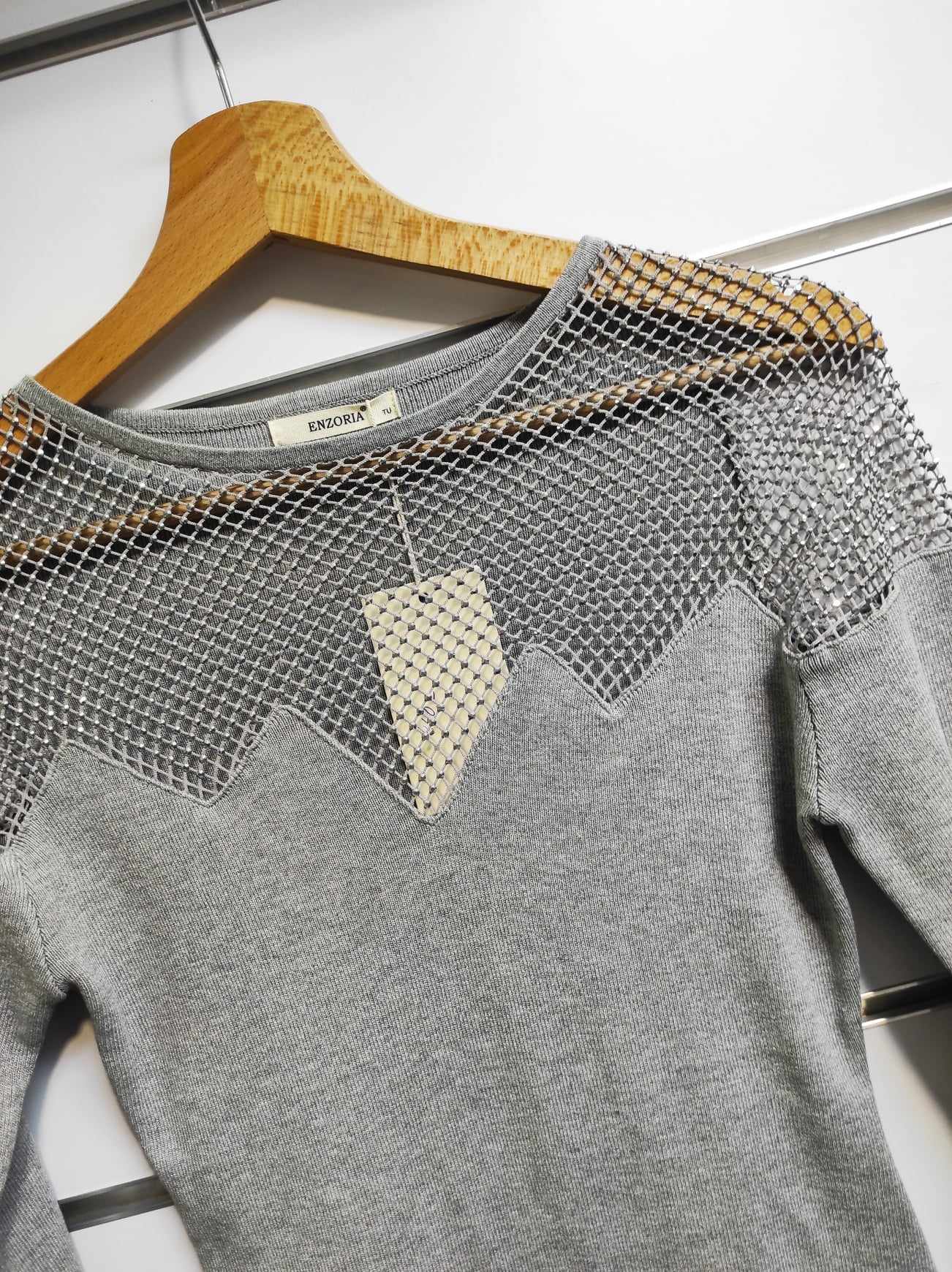 Dámské úpletové šaty bodycon šedé s kamínky