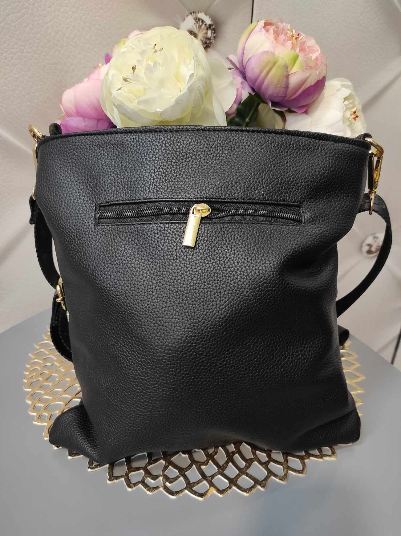 Dámská crossbody kabelka LAURA BIAGGI černá matná