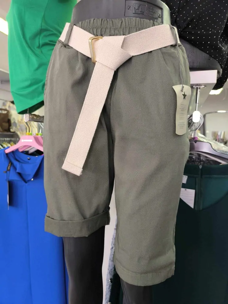 Bavlněné kraťasy khaki