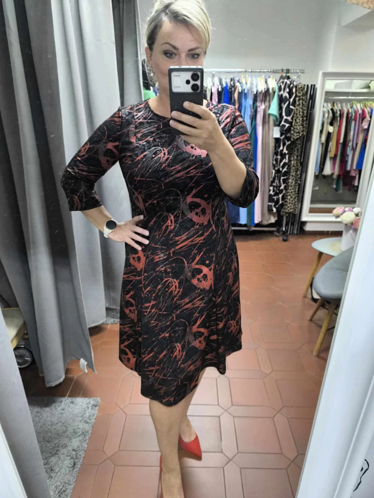 Elegantní šaty áčkového střihu RACHEL černočervené