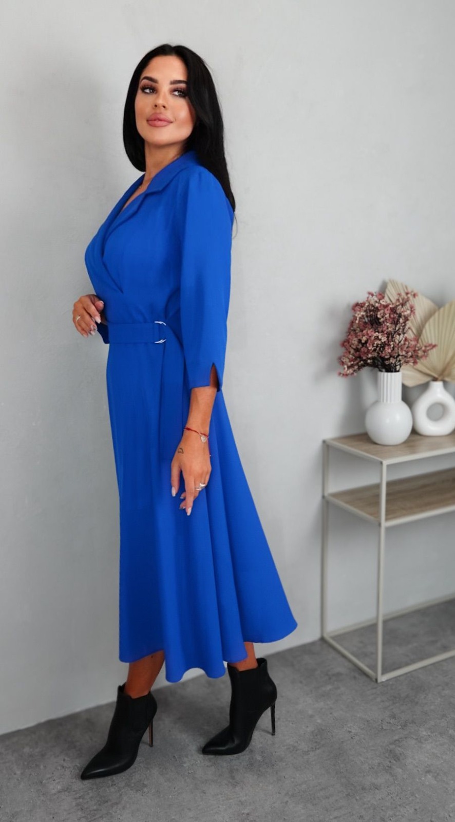 Elegantní šaty LARA v midi délce modré