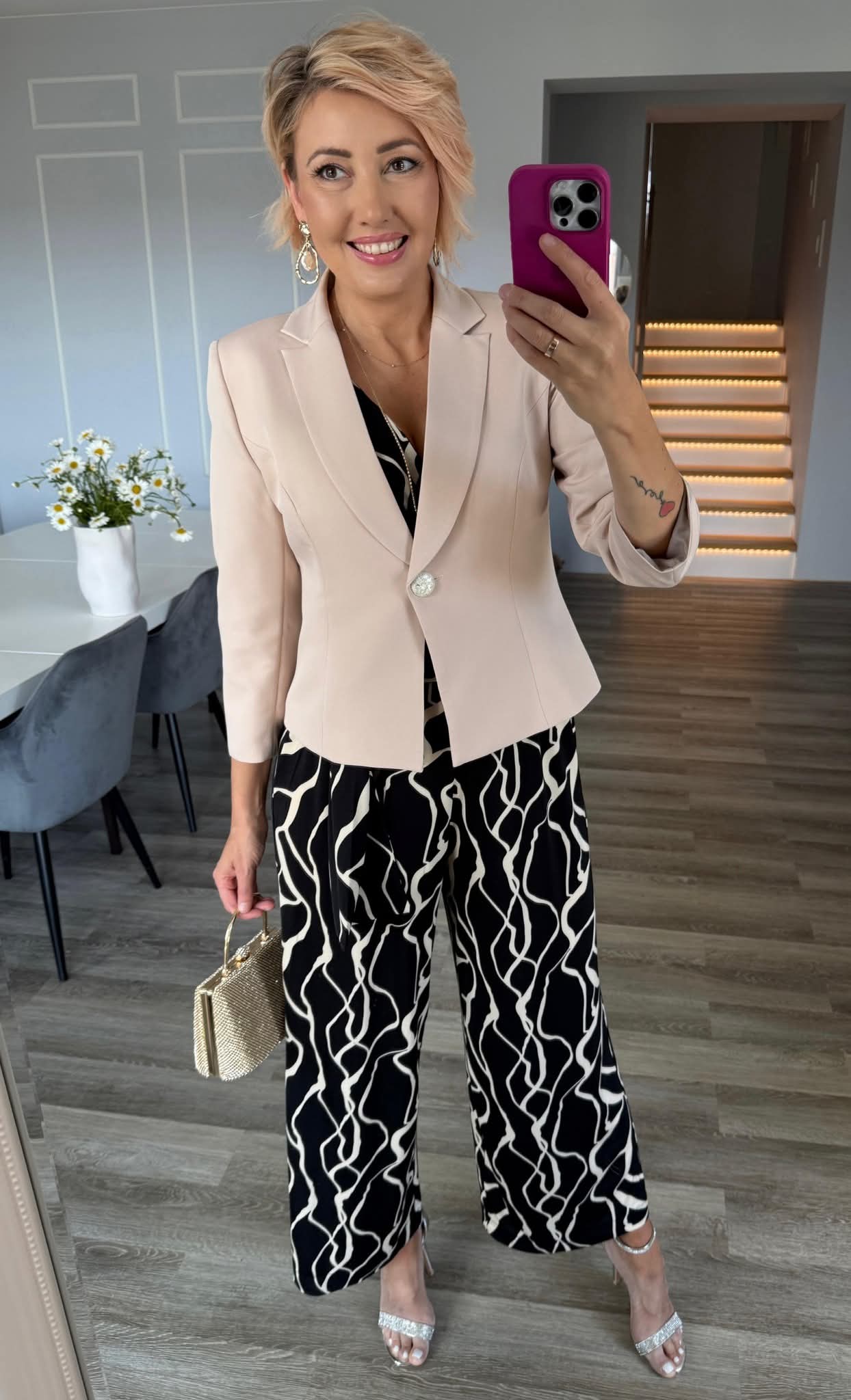 Elegantní dámský overal černobéžový