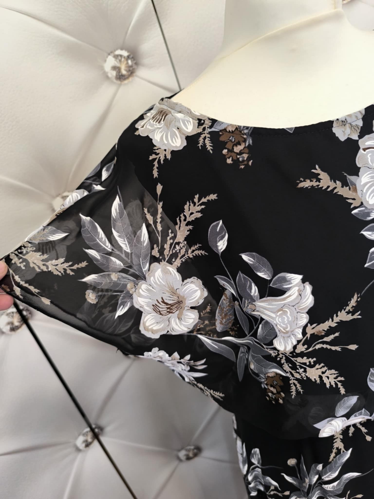 Elegantní šifonové šaty TEREZA černé