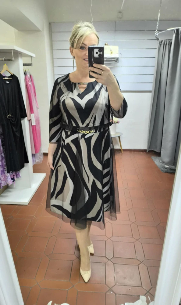 Elegantní dámské šaty BEATRIS se vzorem a tylem