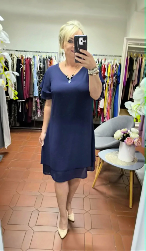 Elegantní tmavě modré šaty VIKTORIE se šifonovým efektem – volný střih