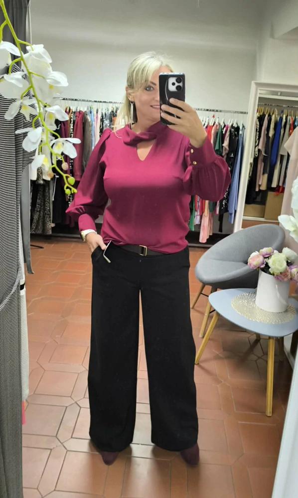 Elegantní košilová halenka vínová