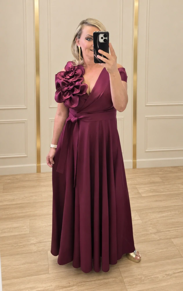 Dlouhé společenské šaty CAMELIA bordó lesklé
