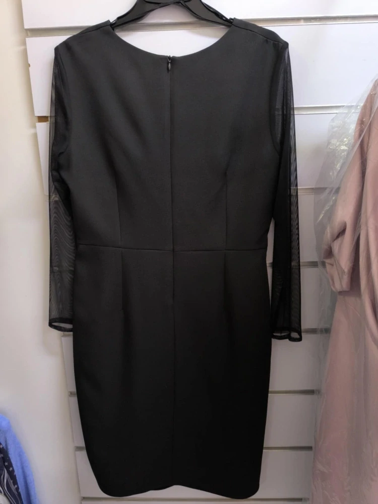 Elegantní šaty WANESSA s tylovým rukávem černé