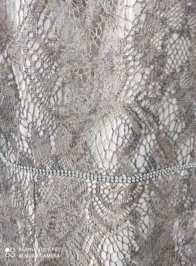 Luxusní elegantní šaty MERCE s krajkou pudrová