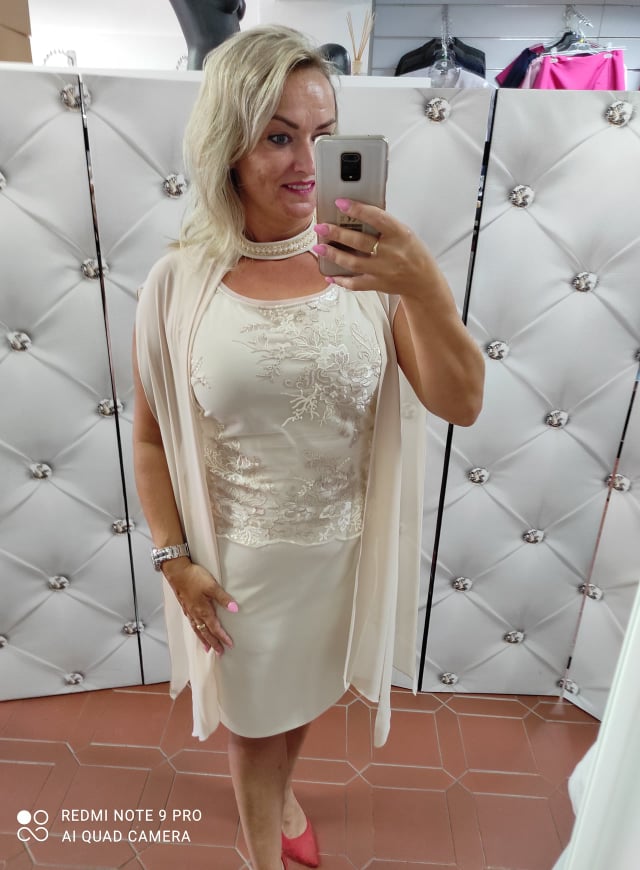 Společenské šaty Besso smetanové