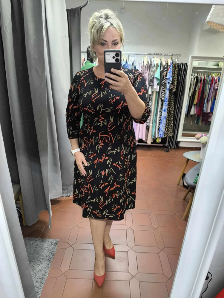 Elegantní šaty áčkového střihu RACHEL černé