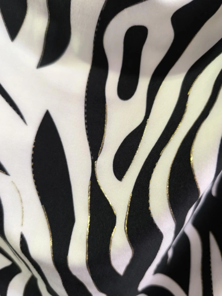 Dámská elegantní halenka ZEBRA s vodou