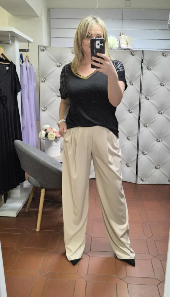 Dámské triko s aplikací černé