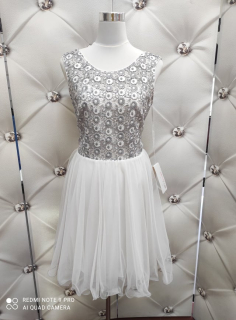 Luxusní šaty Marselini 1649 bílošedé